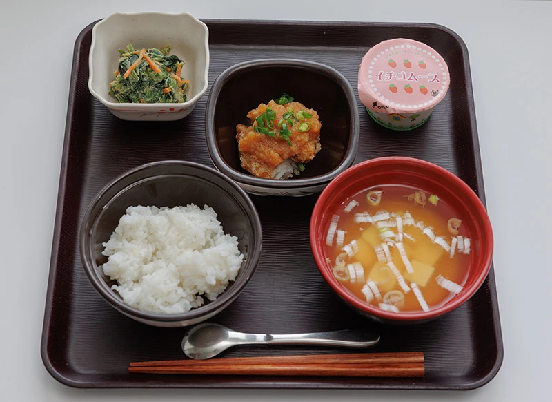 普通食